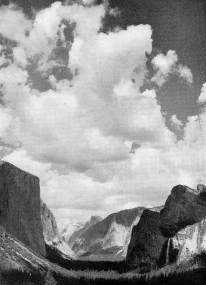 Frontispiece (Yosemite Valley). By Ralph H. Anderson.