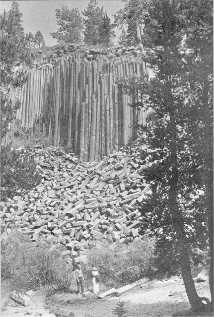 Devil Postpile from below