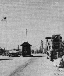 TIOGA PASS ENTRANCE, YOSEMITE NATIONAL PARK