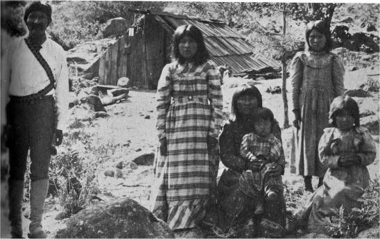 Bridgeport Tom, Mamie, Leona, baby Agnes Castro, Ida, and Lillian at the Old Indian Village near the present Lewis Memorial Hospital