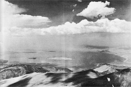 Mono Lake from the summit of Mt. Dana. Anderson, NPS