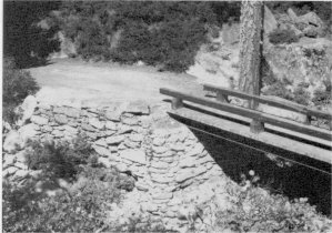 Illustration 152. Cascade Creek Bridge, old Big Oak Flat Road. Photos by Robert C. Pavlik, 1985-86