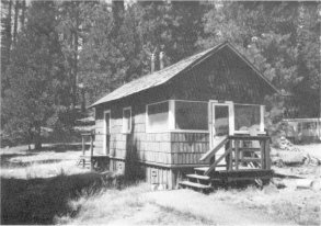 Illustration 199. Wawona ranger office #4002. Photo by Robert C. Pavlik, 1984