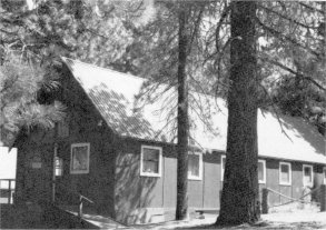 Illustration 253. Crane Flat blister rust camp, #6014, mess hall, now used by Yosemite Institute. Photo by Robert C. Pavlik, 1984