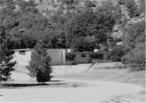 Illustration 264. El Portal elementary school. Photo by Robert C. Pavlik, 1984-85