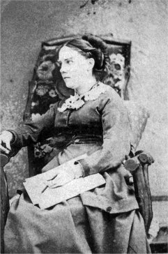 Thérèse Yelverton, 1870. Carte-de-Visite by John James Reilly (1893-1894)
