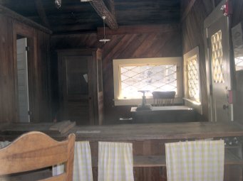 Wells Fargo station, inside view